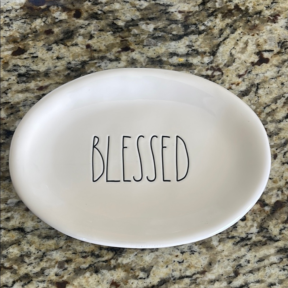 Cream Oval Serveware Plate with Textured Design